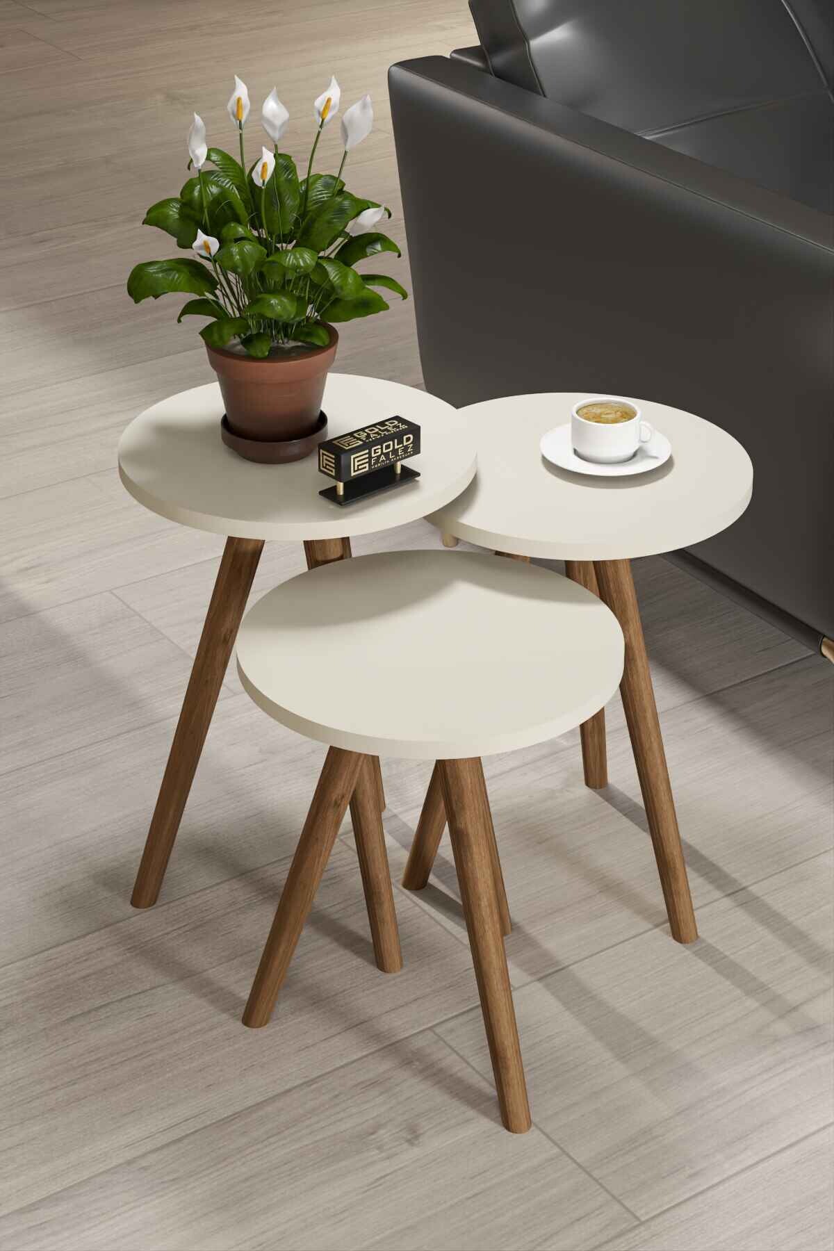 Wooden Zigon Coffee Table — Bendir