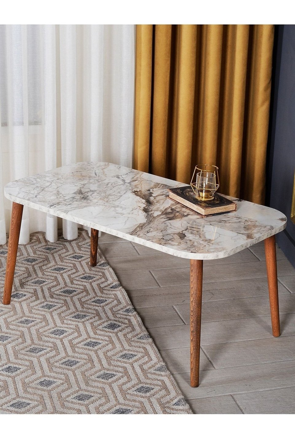 Table basse carrée à pieds tournés 5