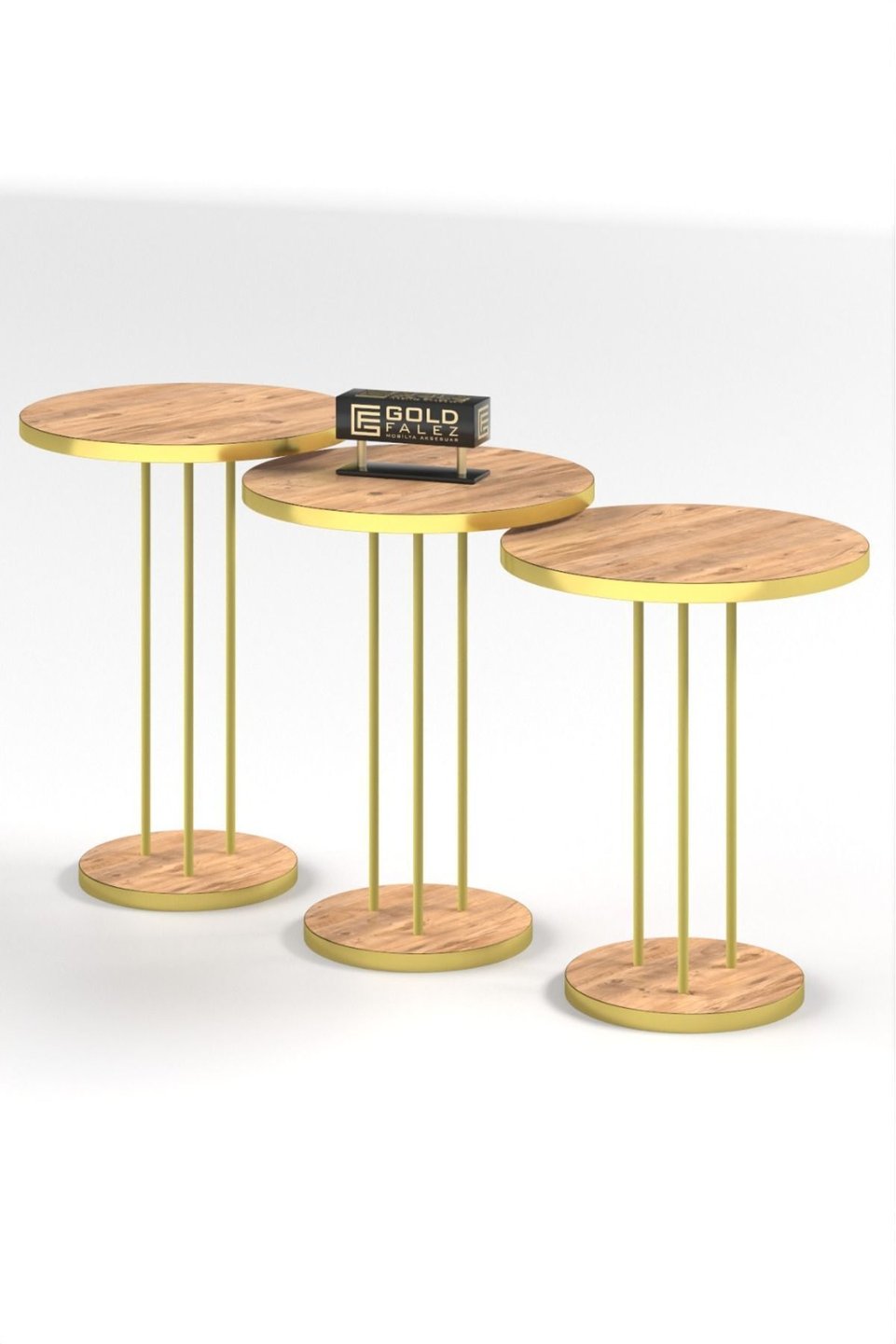 Satztische mit goldenen Metallbeinen 5