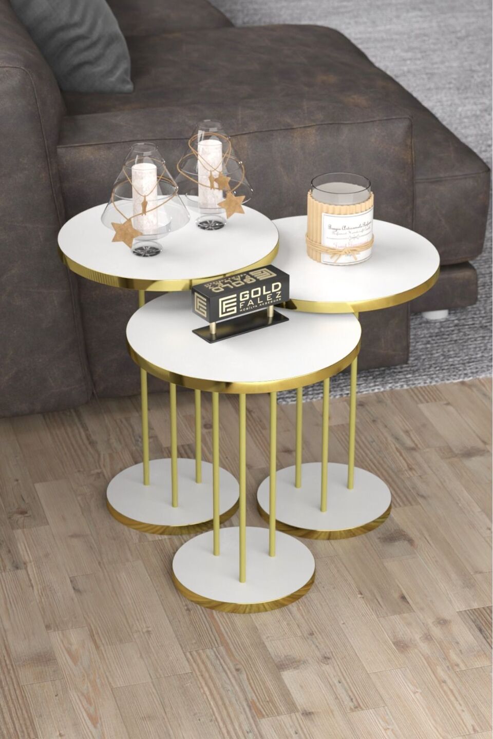 Tables gigognes à pieds en métal doré – Lot de 3 · Blanc