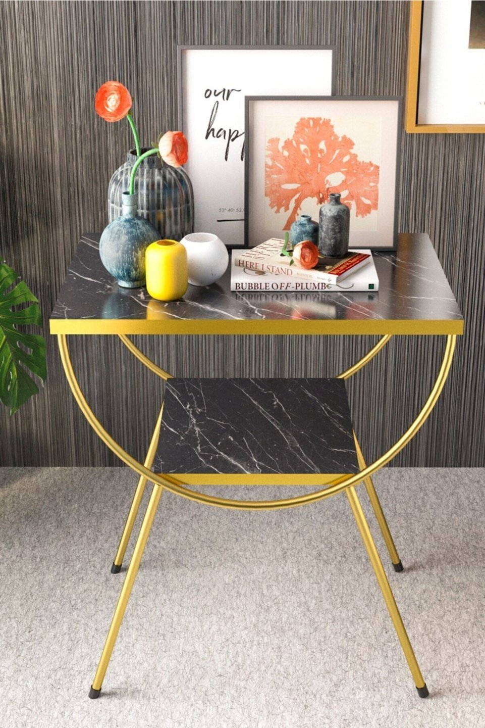 Beistelltisch mit goldenen Metallbeinen 2