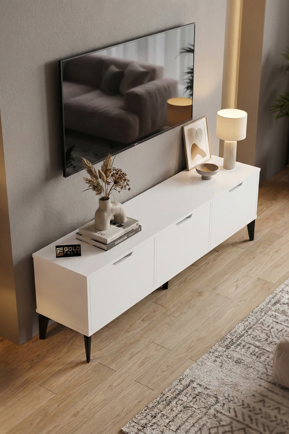 Royal Porta TV 4