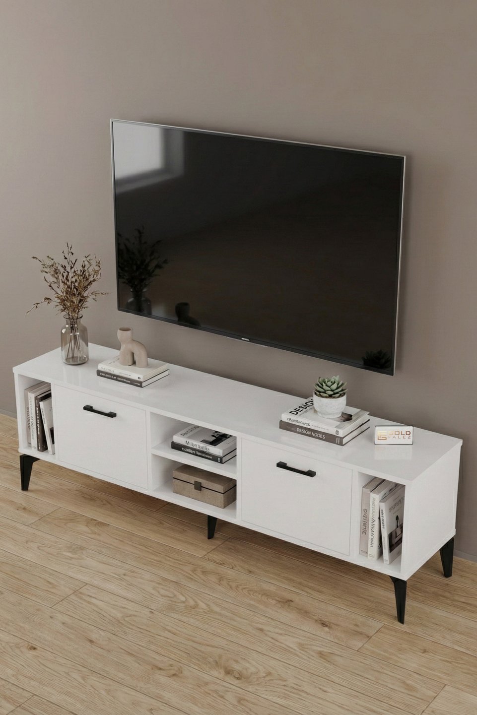 Linya Tv-tafel 4