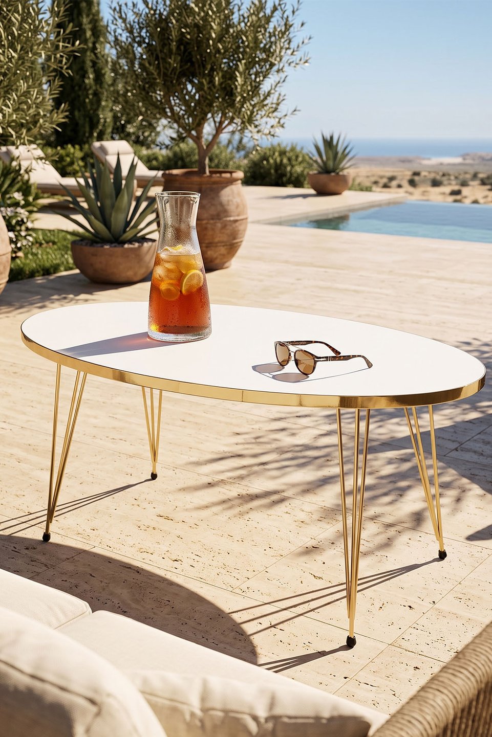 Elliptische salontafel met gouden draadframe 5