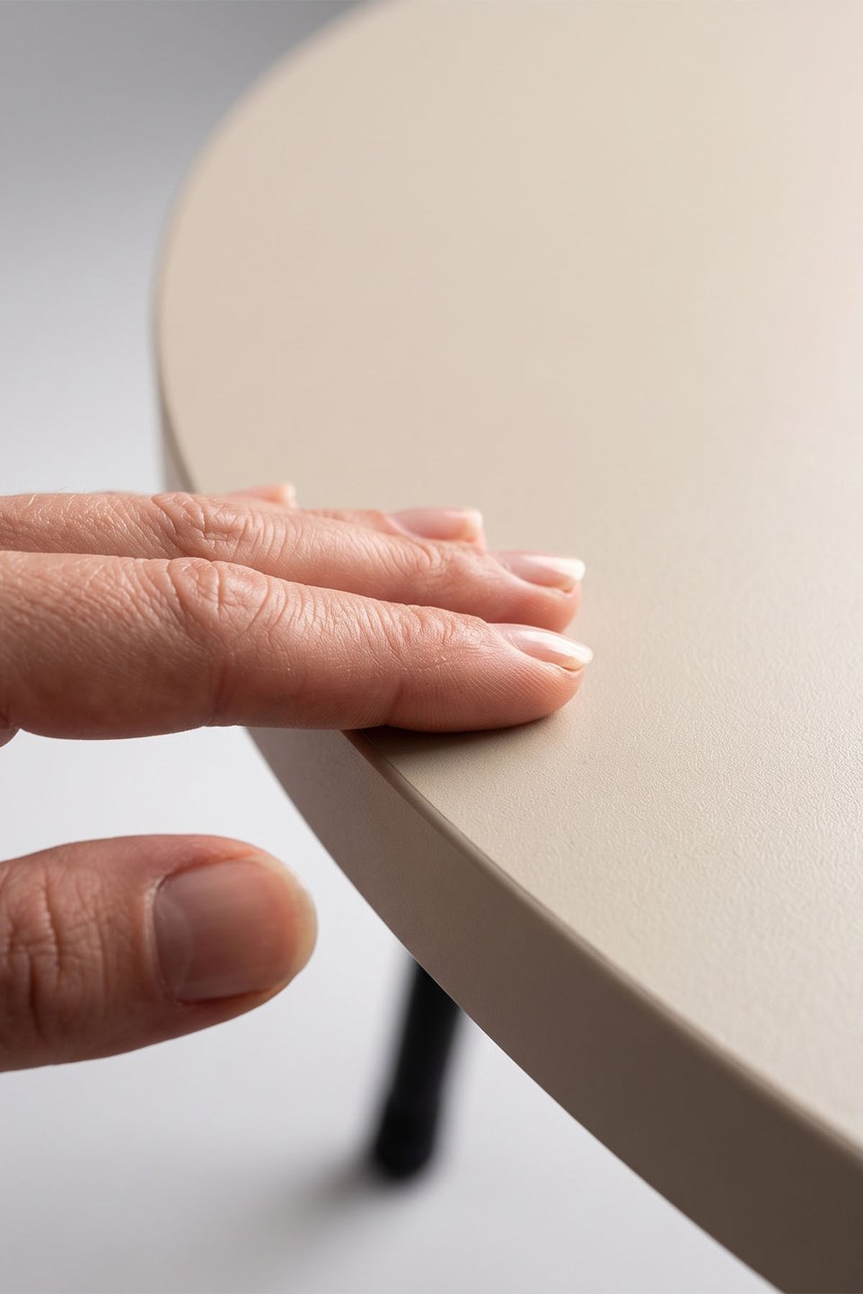 Ovale salontafel met metalen poten 8
