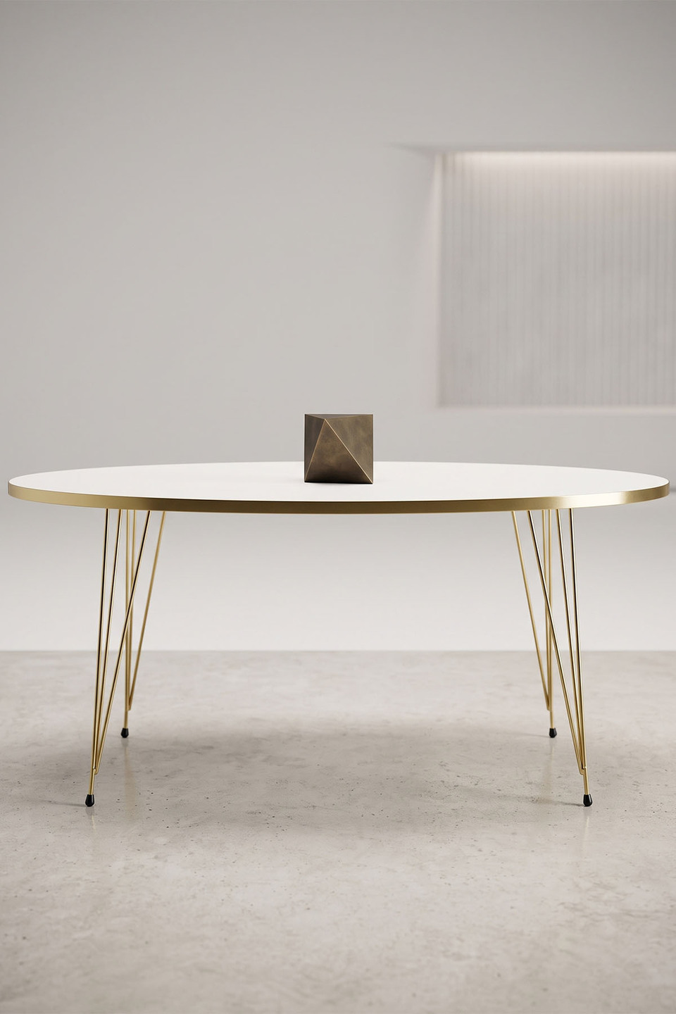 Elliptische salontafel met gouden draadframe 6