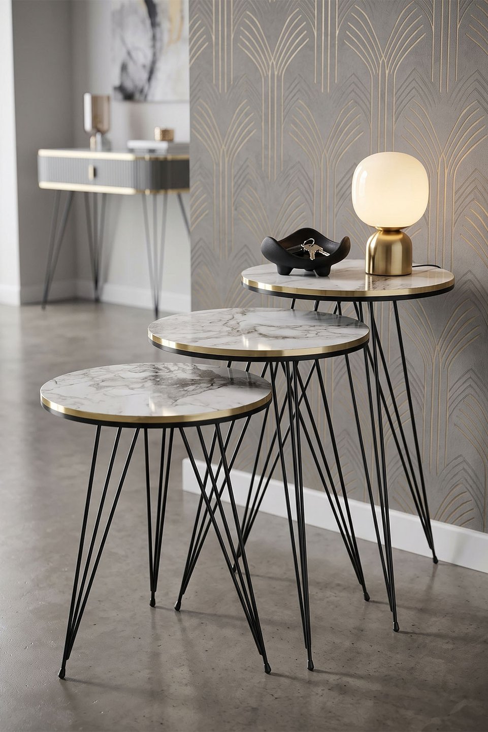 Set di tavolini con gambe a filo nero 2